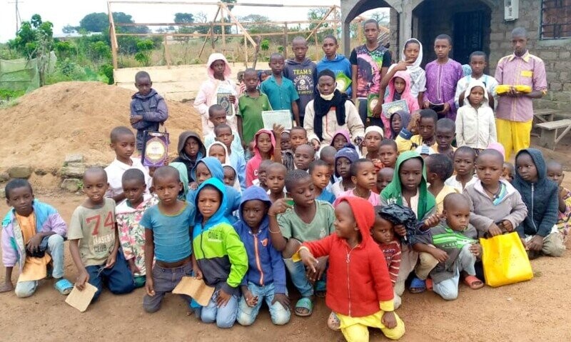 Construction d'une école et achat de Mous-haf