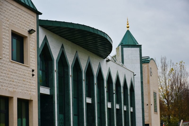 LA MOSQUÉE DE GRIGNY A BESOIN DE VOUS !
