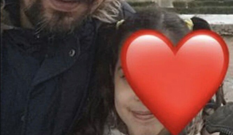 Operación ocular para volver a ver a su hija
