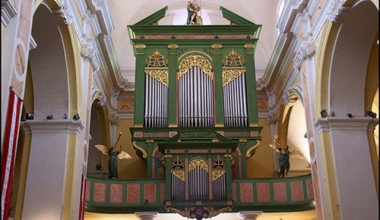 Restauration des soufflets : Orgue de St-Tropez