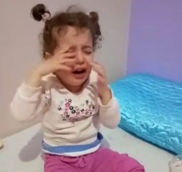 Aidons cette petite a vivre normalement