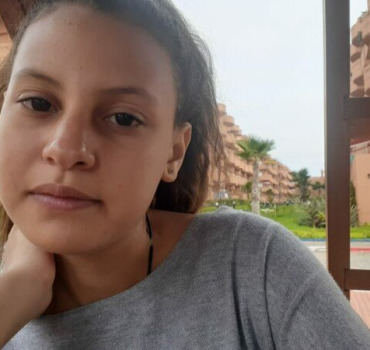 Menons le combat contre le cancer avec Hadil
