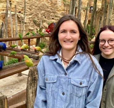 Maxence & Adèle pédalent pour les Aras Hyacinthes