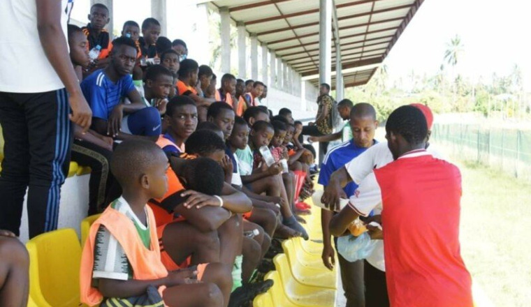 Développement d'un centre de formation de football