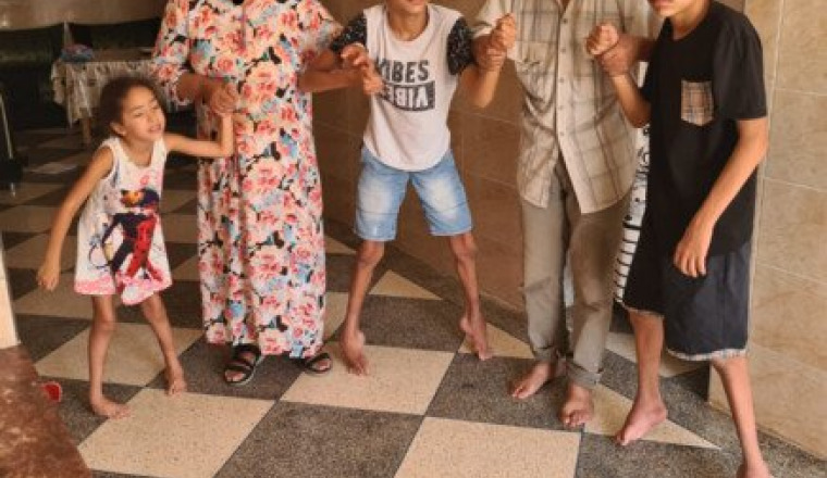 Akram, Karam et khadija