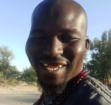 Aidez le à retrouver son sourire !