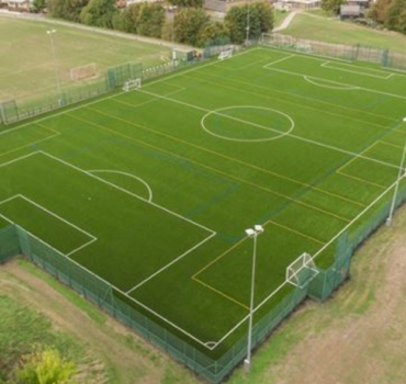 El Maader Centre mérite un stade de football