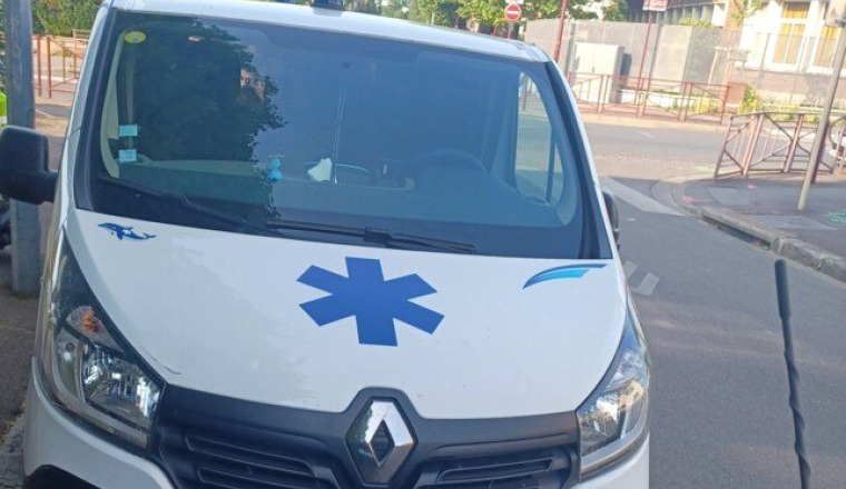 Ambulances  pour  FIGUIG