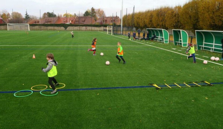Stade du village Tizi khlef