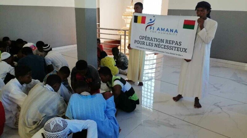 Opération repas pour les nécessiteux de Madagascar