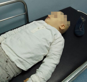 Aidons Mohamed 2 Ans atteint d'une tumeur