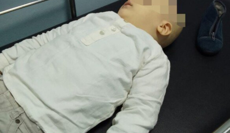 Aidons Mohamed 2 Ans atteint d'une tumeur