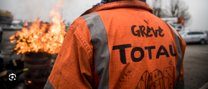 Solidarité avec les pompiers Grandpuits en grève