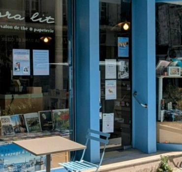 Deux ans de la librairie Flora lit !
