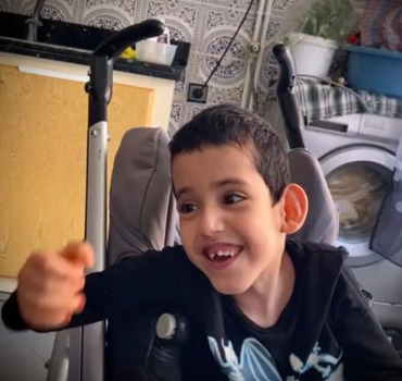 Aidez Mohamed à préserver son sourire !