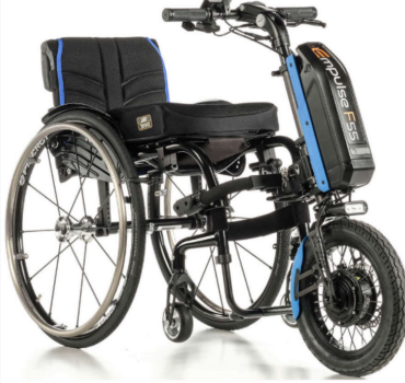 Un fauteuil roulant pour Naged