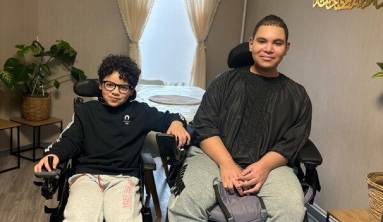 Un véhicule adapté pour Bilal et Mohamed amine