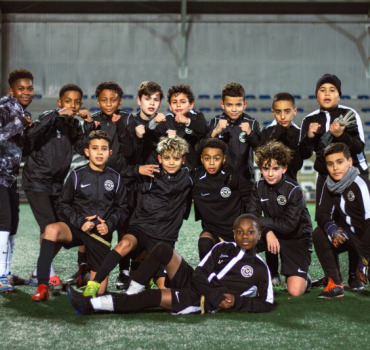 Aidons nos jeunes à participer à un tournois