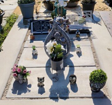 Monument funéraire pour mon fils brian