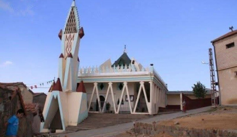 Aidons wissam, fille de l'imam Ibouyesfene