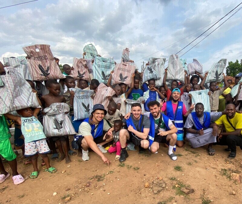 Venir en aide aux orphelins au Togo