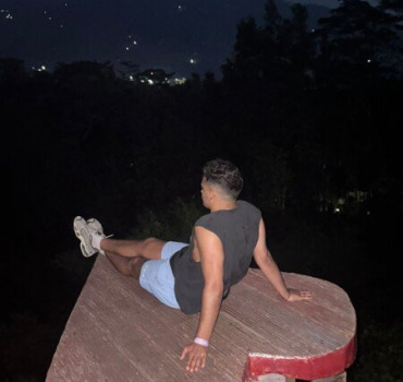 Sofiane to the Moon
