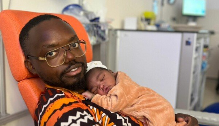 Naissance du petit Ezra