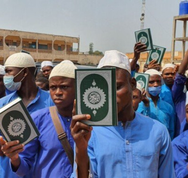1 Qur'an = 3€