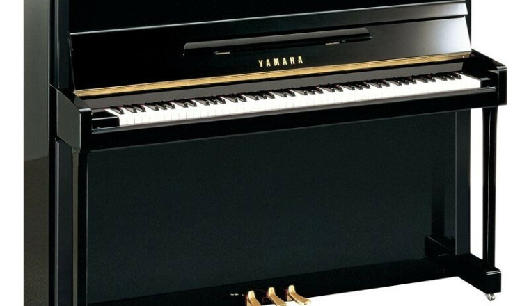Piano droit
