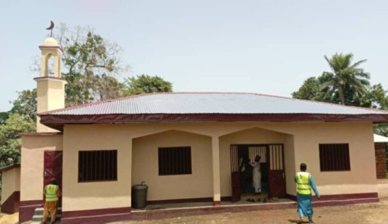 Opération 4 Sadaqa Jariya : mosquée puits science