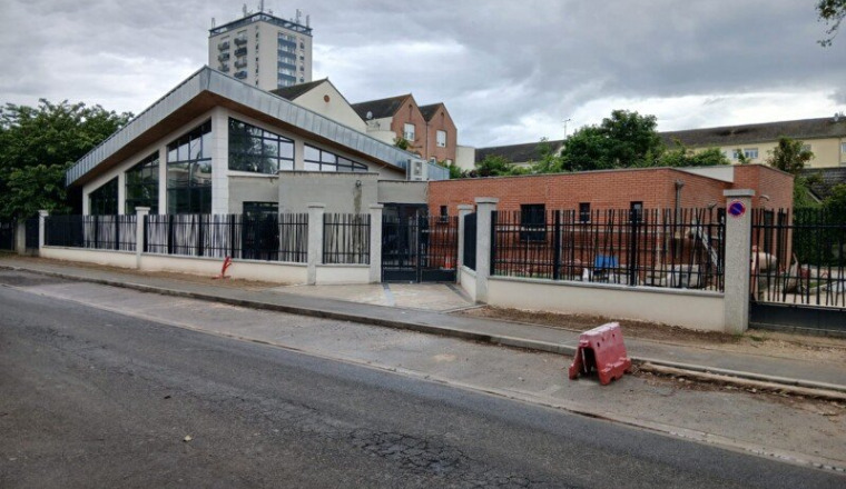 avant l’achèvement Du centre culturel de creil
