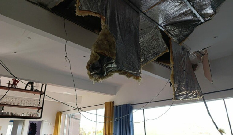 Reconstructions d une maison apres un Cyclone