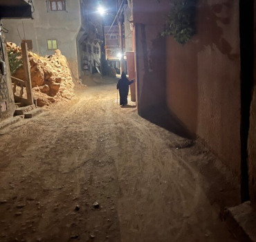 Amélioration de la route /"إصلاح الطريق "طارت إغرم