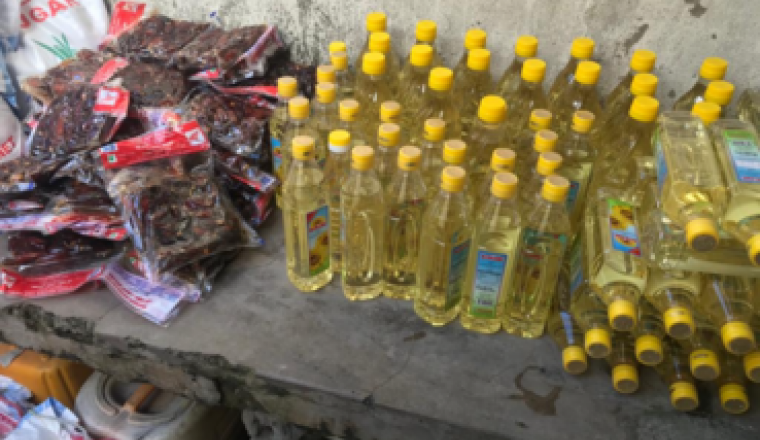 Distribution alimentaire solidaire à Zanzibar