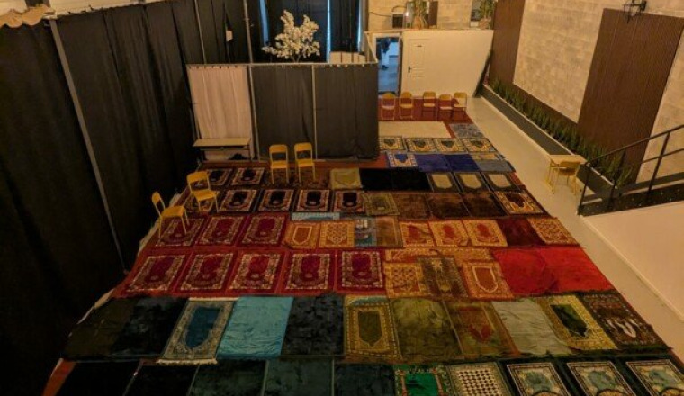 Une salle de prière à Saint Pierre du Perray