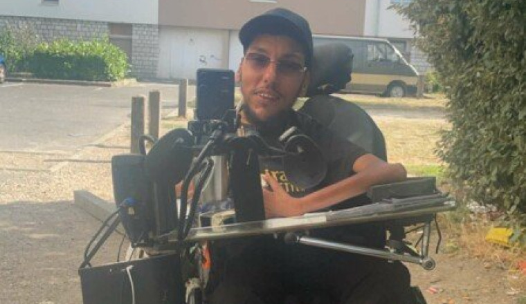 véhicule adapté + projet en Algérie pour adel