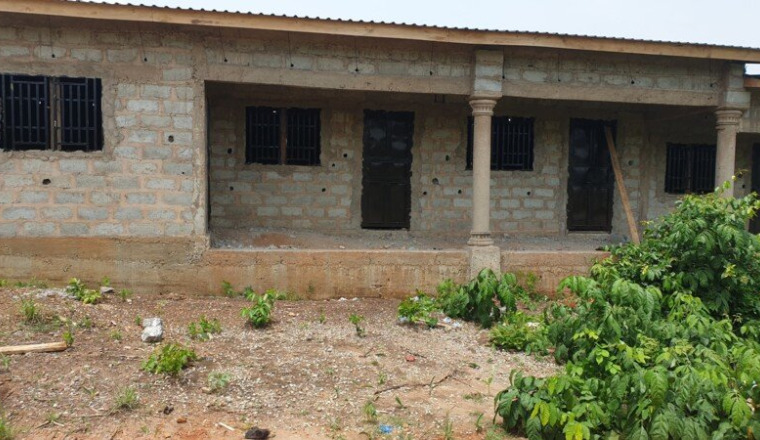 Orpholina As-sakinah ville  Dubrekaen Guinée