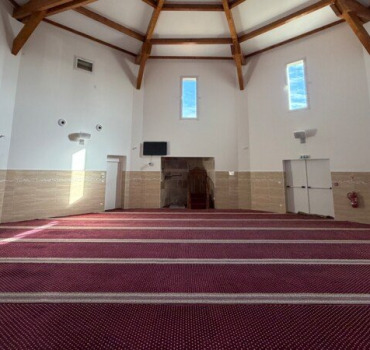 Nouveau tapis pour la mosquée de Port Saint Louis