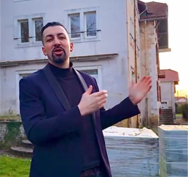 Soutien au frère Abed pour son projet 🏨