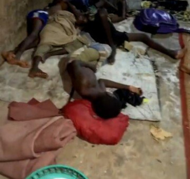 Aidons l'orphelinat de Kaolak pour avoir où dormir