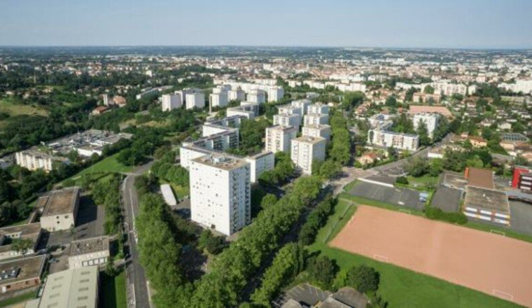 Urgence : famille expulsée avec 3 enfants