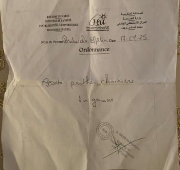Aide pour une prothèse du genou - soutien familial