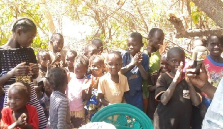 Forage et latrines pour les enfants de Lakô