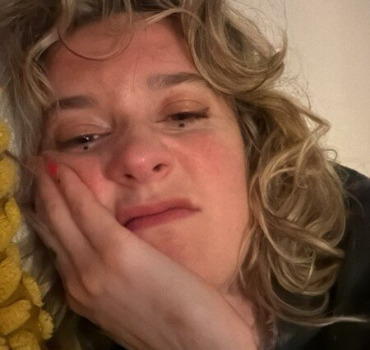 Joyeux anniversaire claïré(en italien)