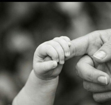 Un toit pour une maman et ses deux petits enfants