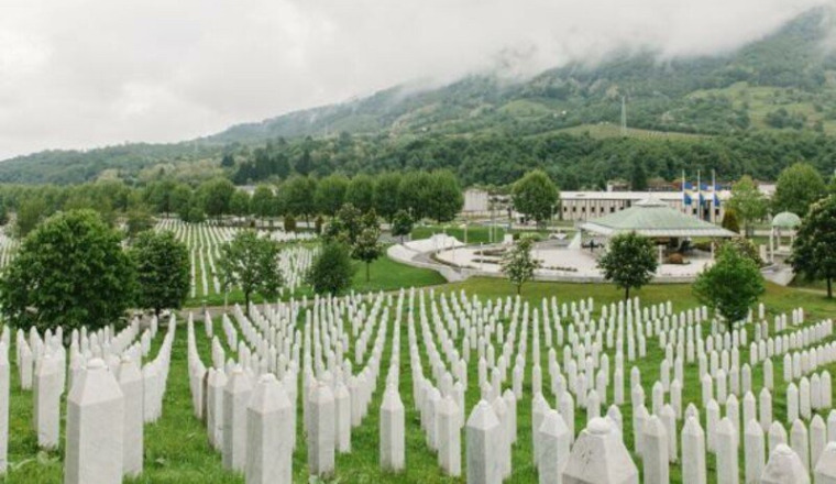 Mémoire de Srebrenica : Soutenez notre projet