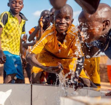 Une fontaine d'eau pour Mohamed Mountassir