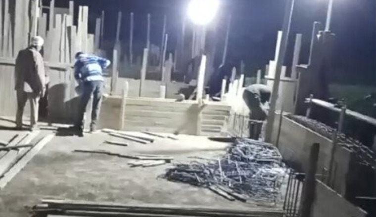 Aide à la mosquée Kafr el-Cheik en Égypte