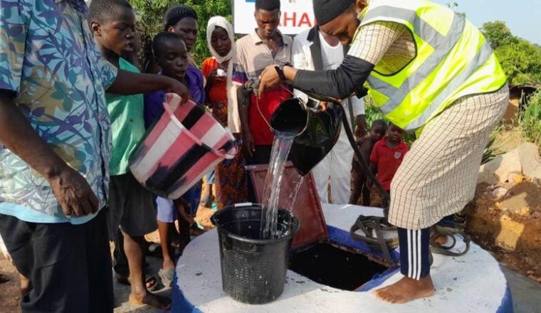Des puits un orphelinat un avenir pour la Guinée🇬