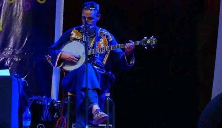 Aide urgente pour sauver la vie d’un artiste